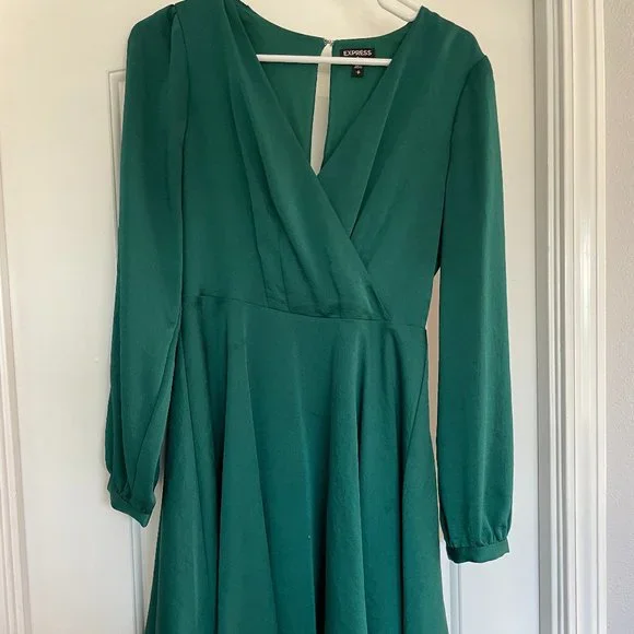 Express | Dresses | Long Sleeve Emerald Green Short Dress | Poshmark
